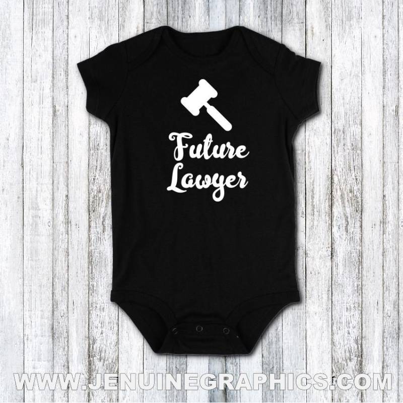 Spruch Baby Geschenk - Geschenkidee Für Juristin Des Anwalts Umstandsurlaub Schwangere von JenuineGraphics