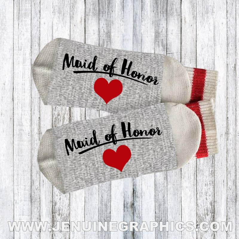 Trauzeugin Geschenk - Werden Sie Meine Brautjungfer Wörter Auf Socken Hochzeitsgesellschaft Text Braut Brautjungfern-Geschenk-Idee von JenuineGraphics