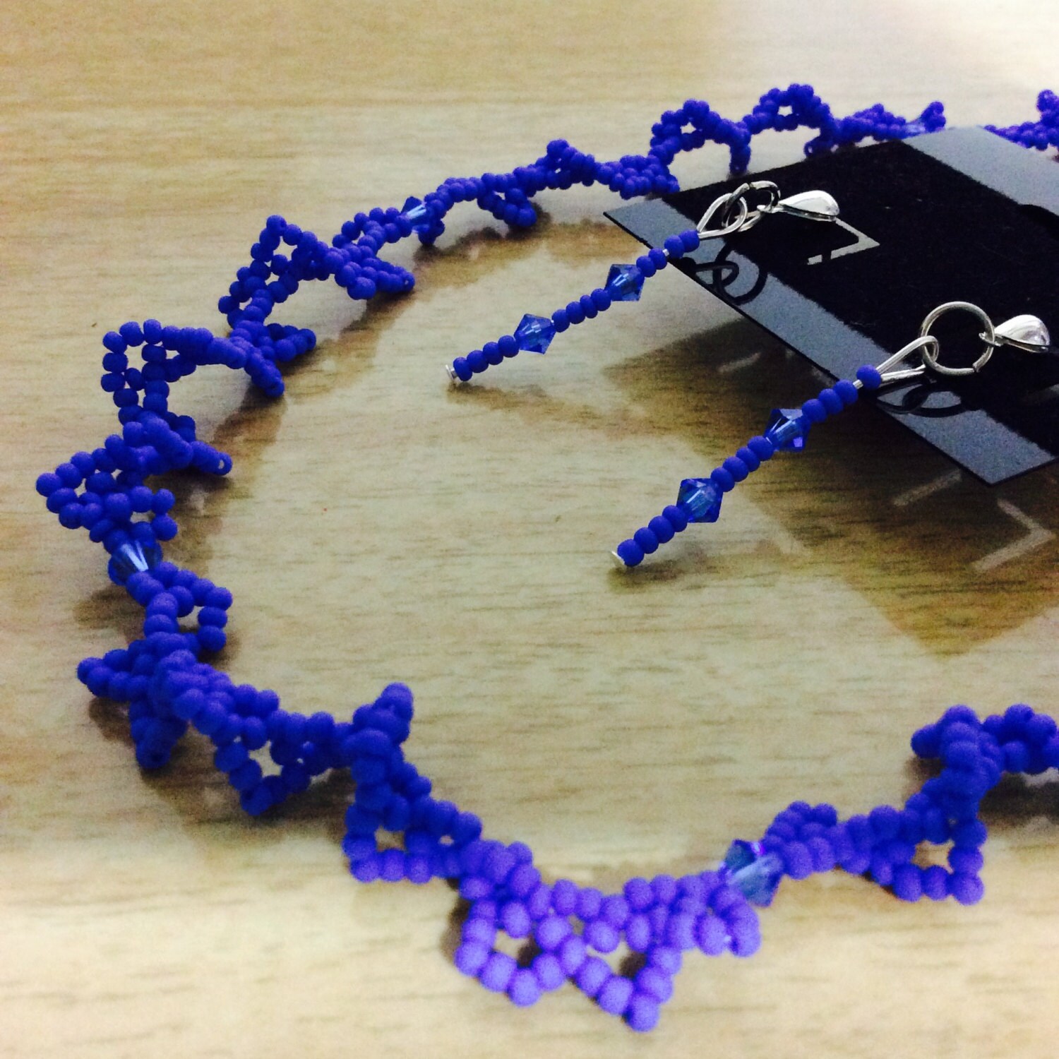 Blaue Halskette Und Ohrringe Schmuck Set, Dress Up, Oglala Schmetterling Stich, Rüschen Schmuck, Cubby Blau, Kristall Ohrringe, Spitzen von JeriAielloartstore