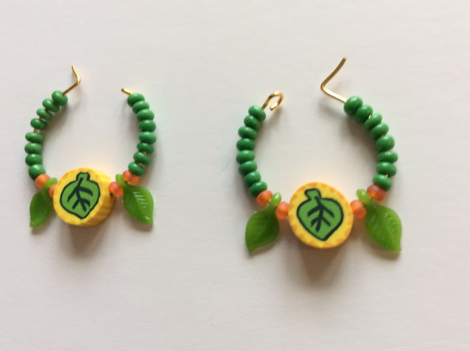 Herbst Blatt Ohrringe, Blätter, Original Natur Schmuck, Kleine Unternehmen, Jeriaielloartstore, Grün Gelb Orange von JeriAielloartstore