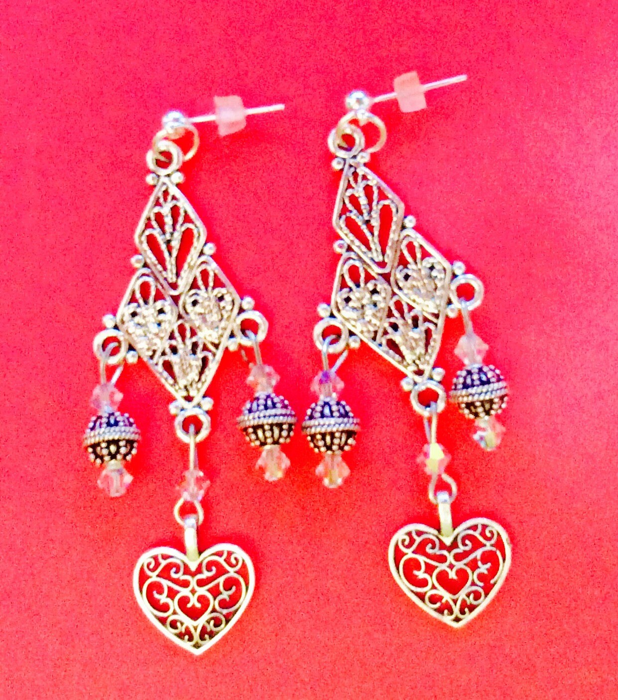 Herz Ohrringe, Kronleuchter Schmuck, Liebes Symbole, Jeriaielloartstore, Frühling Sommer, Aufwendige Ooak Ausgefallenes Geschenk von JeriAielloartstore