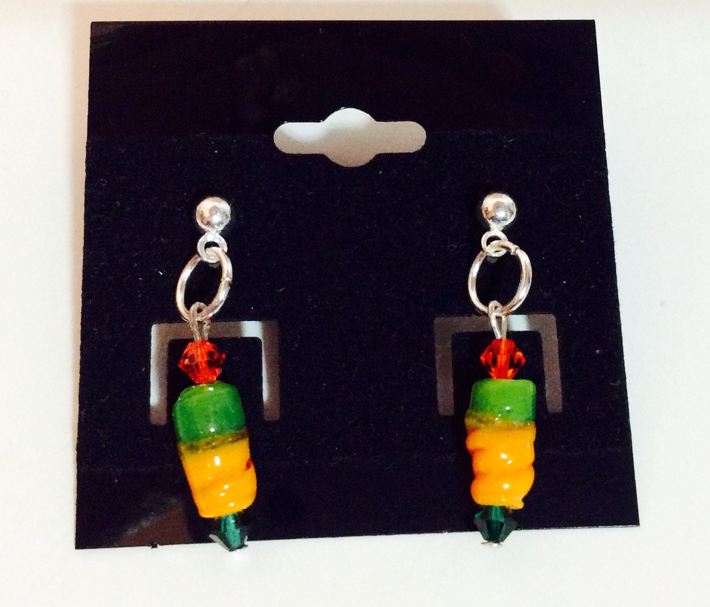 Karotte Ohrringe, Garten Ohrring, Geschenk Für Koch, Gastgeberin, Restaurant Idee, Ernte Schmuck, Veggie Oster Outfit, Natur von JeriAielloartstore