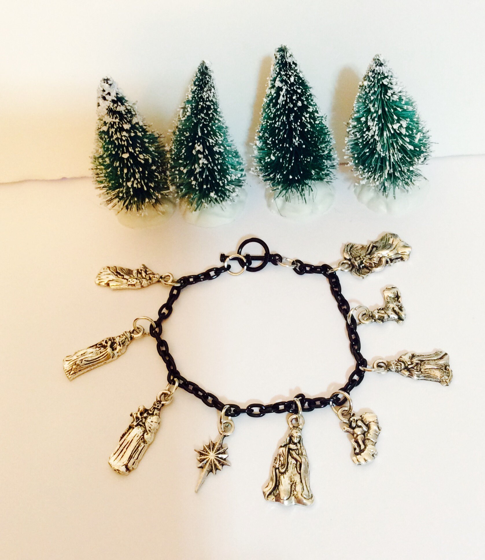 Krippe Armband, Weihnachten Idee, Religiöse Weihnachten, Armband Weihnachtsgeschichte, Grabbag Geschenk, Gastgeberin Heilige Nacht von JeriAielloartstore