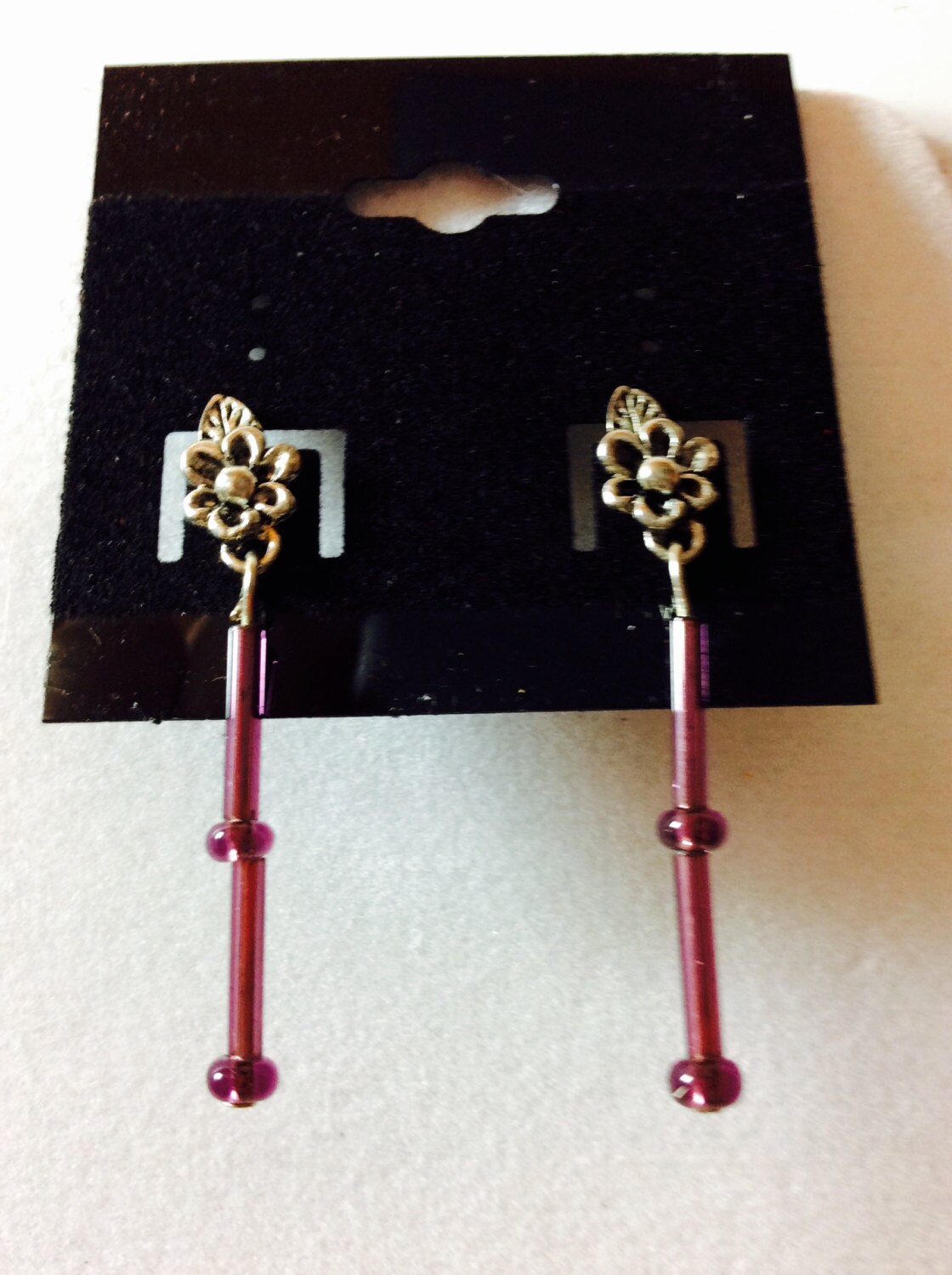 Lila Ohrringe, Lila Schmuck, Jeriaielloartstore, Shopsmall, Hippie-stil, Boho, Lange Sommer-Outfit von JeriAielloartstore