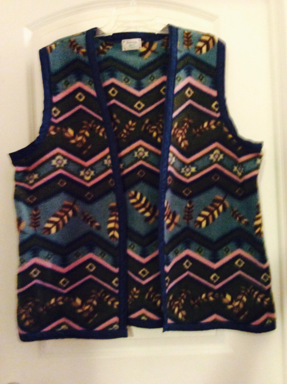 Warme Fleece Weste, Unikat, Mehrfarbige Kleidung, Kleidung Für Schichten, Jeriaielloartstore, Small Business, Hippie Boho von JeriAielloartstore