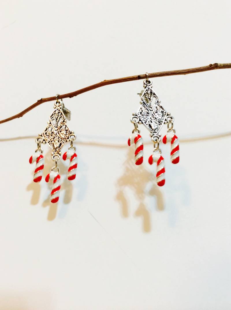 Zuckerstange Ohrringe, Weihnachten Urlaub Schmuck, Bling, Jeriaielloartstore, Winter Outfit, Große Weihnachtsohrringe, Wundertüte von JeriAielloartstore