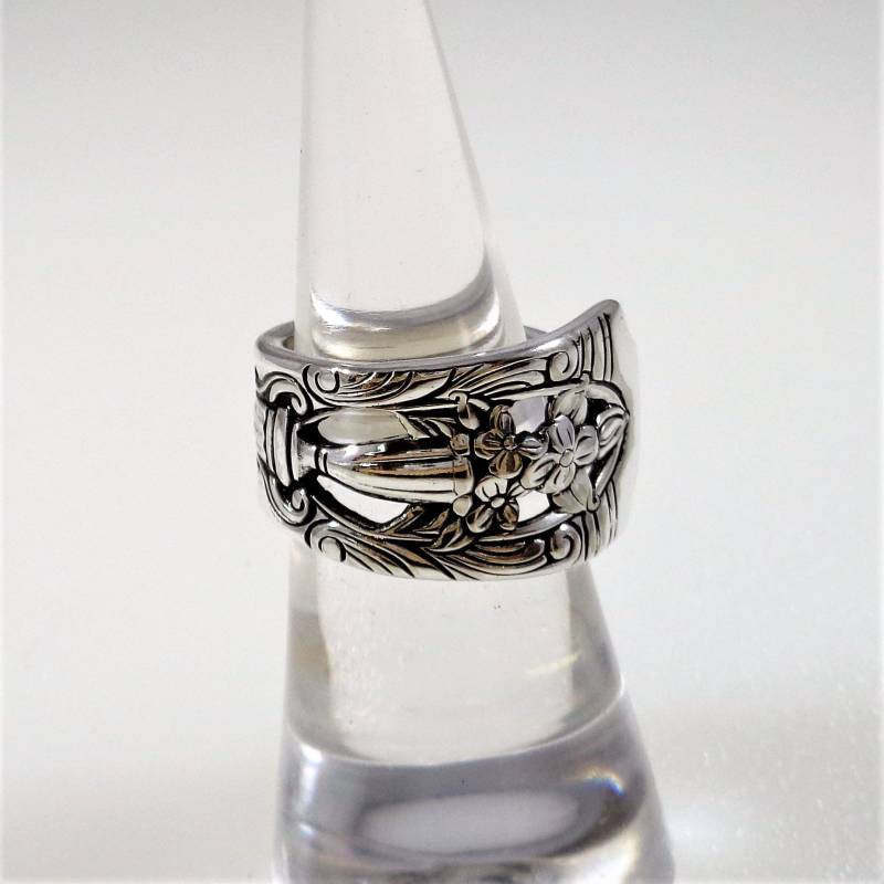Filigraner Runder Löffel Ring Glänzend 1937 Besteck Geschenk Brautschmuck Braut von JerrysRingsAndThings