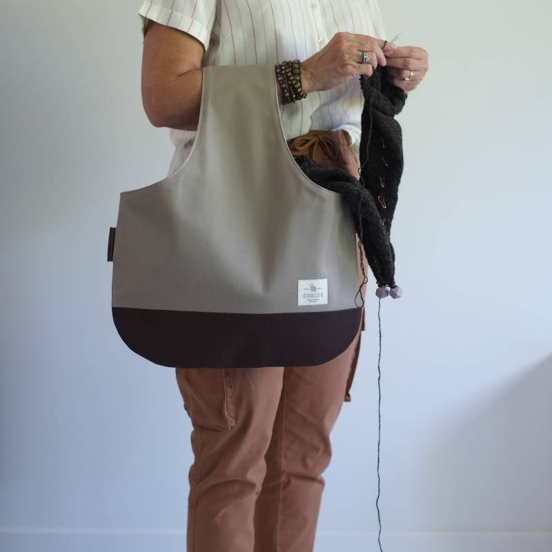 Große Graue Projekttasche Mit Braunem Boden, Große Stricktasche Große Graue Projekttasche Mit Braunem Boden, Große Stricktasche von JesabelleB