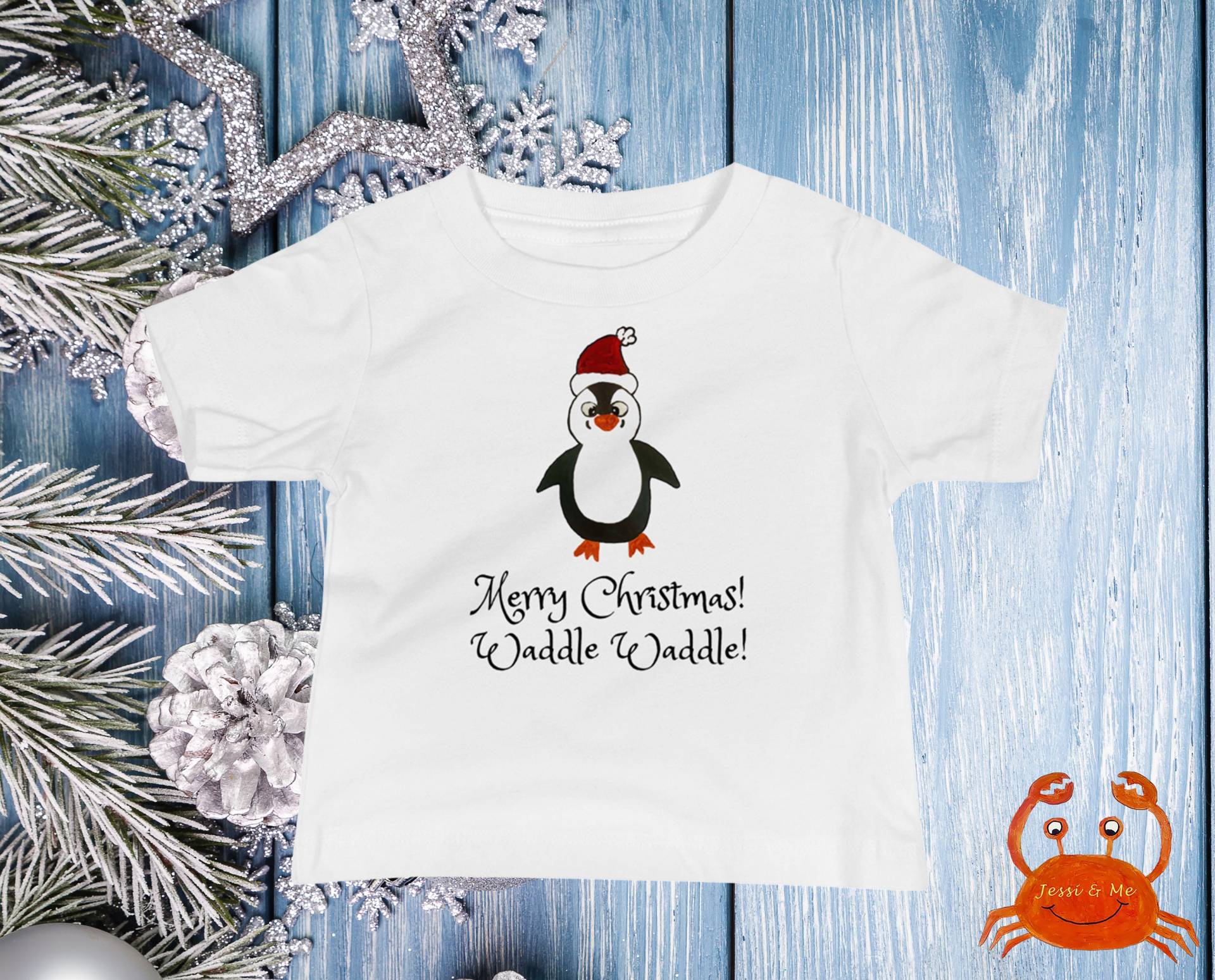 Baby Jersey Kurzarm Weihnachten Pinguin T-Shirt, Süße Waddle Fun Holiday Design von JessiandMe