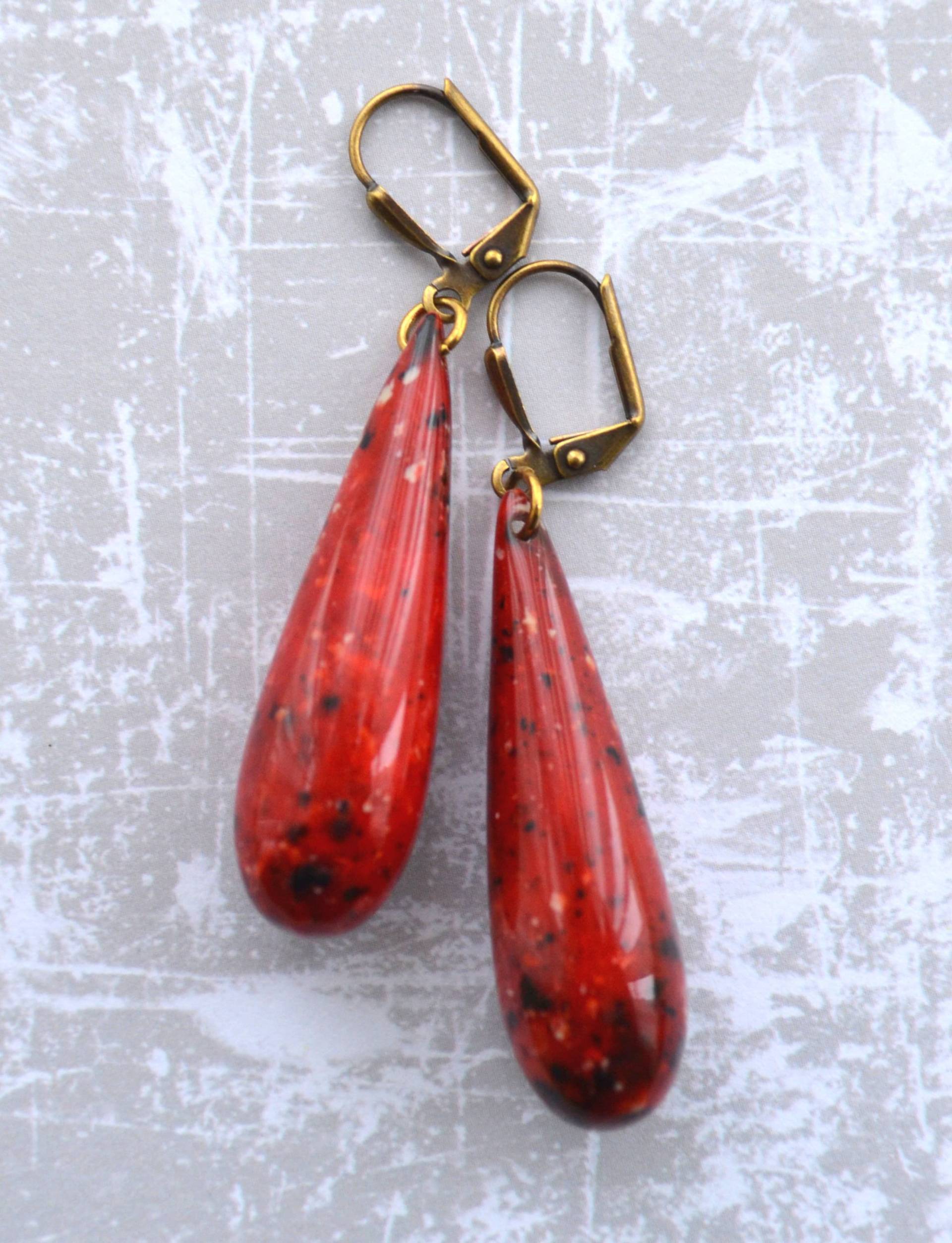Art Deco Rot Marmorierte Lange Tropfen Ohrringe von JessicaAscoughDesign