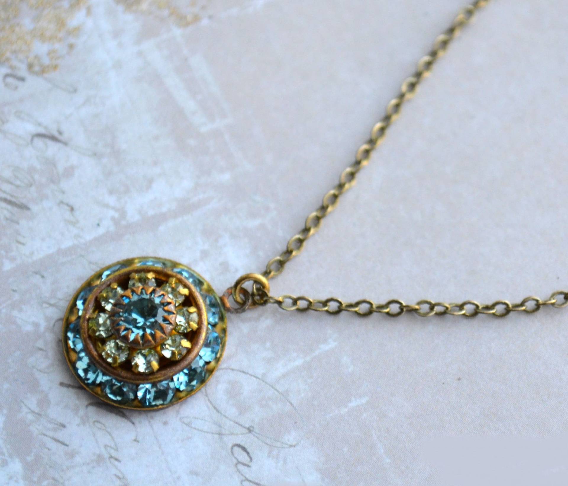 Art-Deco-stil Aquamarin Und Hellgrün Kristall Drei-Schicht-Tropfen-Halskette von JessicaAscoughDesign