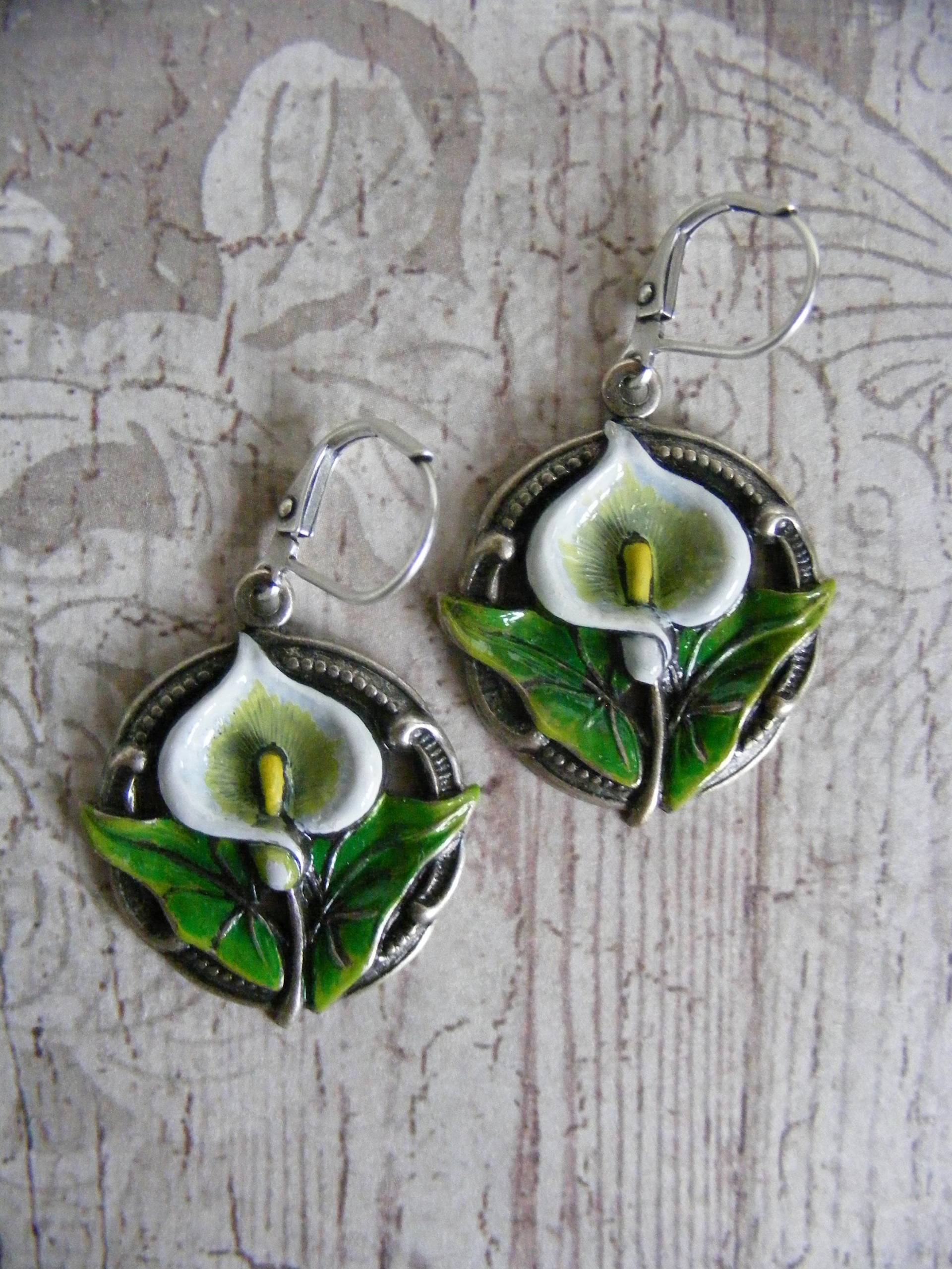 Jugendstil Silber Ochse Handbemalte Florale Lilien Ohrringe von JessicaAscoughDesign