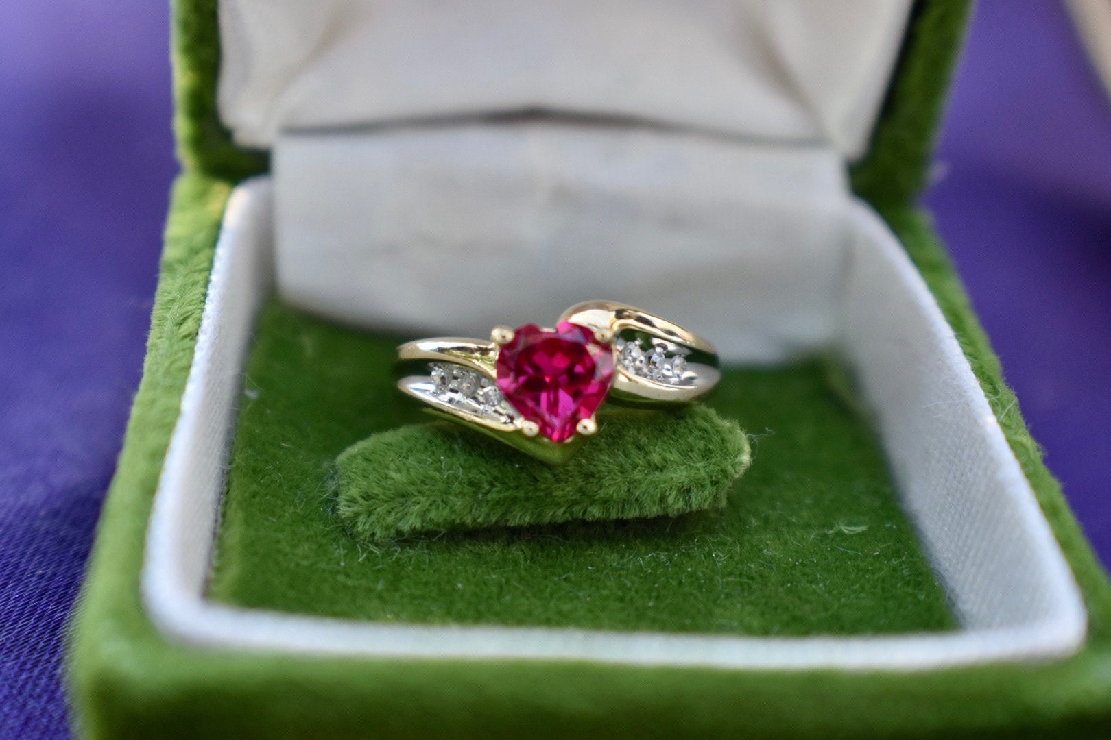 Vintage 10K Gelbgold Imitat Rubin Und Diamant Ring Vintage 10K Gelbgold Imitat Rubin Und Diamant Ring von JessicaLJewelryShop