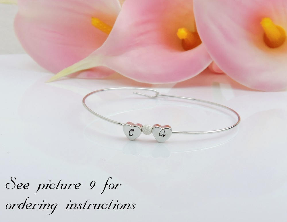 Personalisierter Blumenmädchen Armreif, Silber Herz Buchstabe Geschenk, Initial Benutzerdefinierte Geschenk Personalisierter Blumenmädchen Armreif, Silber Herz Buchstabe Geschenk, Initial Benutzerdefinierte Geschenk von JessicasBridal