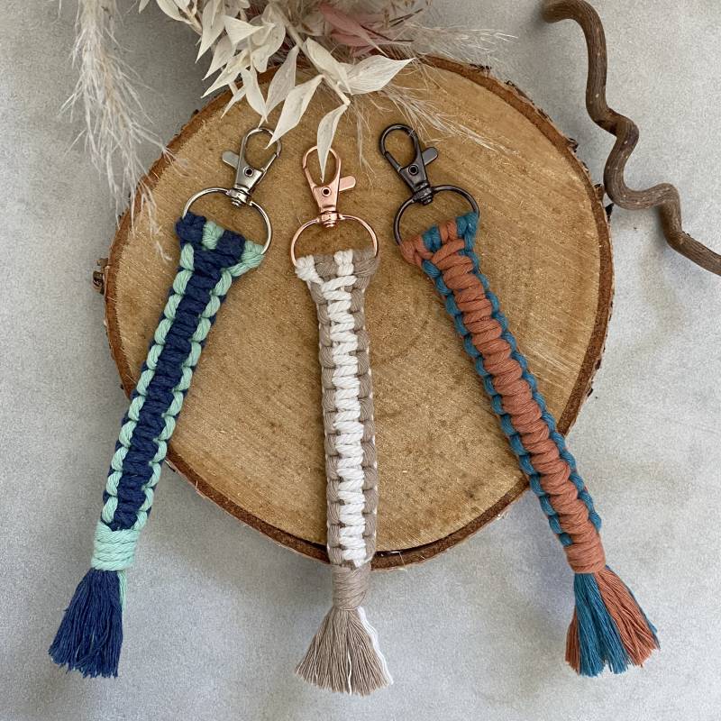 Makramee Schlüsselanhänger Personalisiert von JessisMAKRAMEEshop