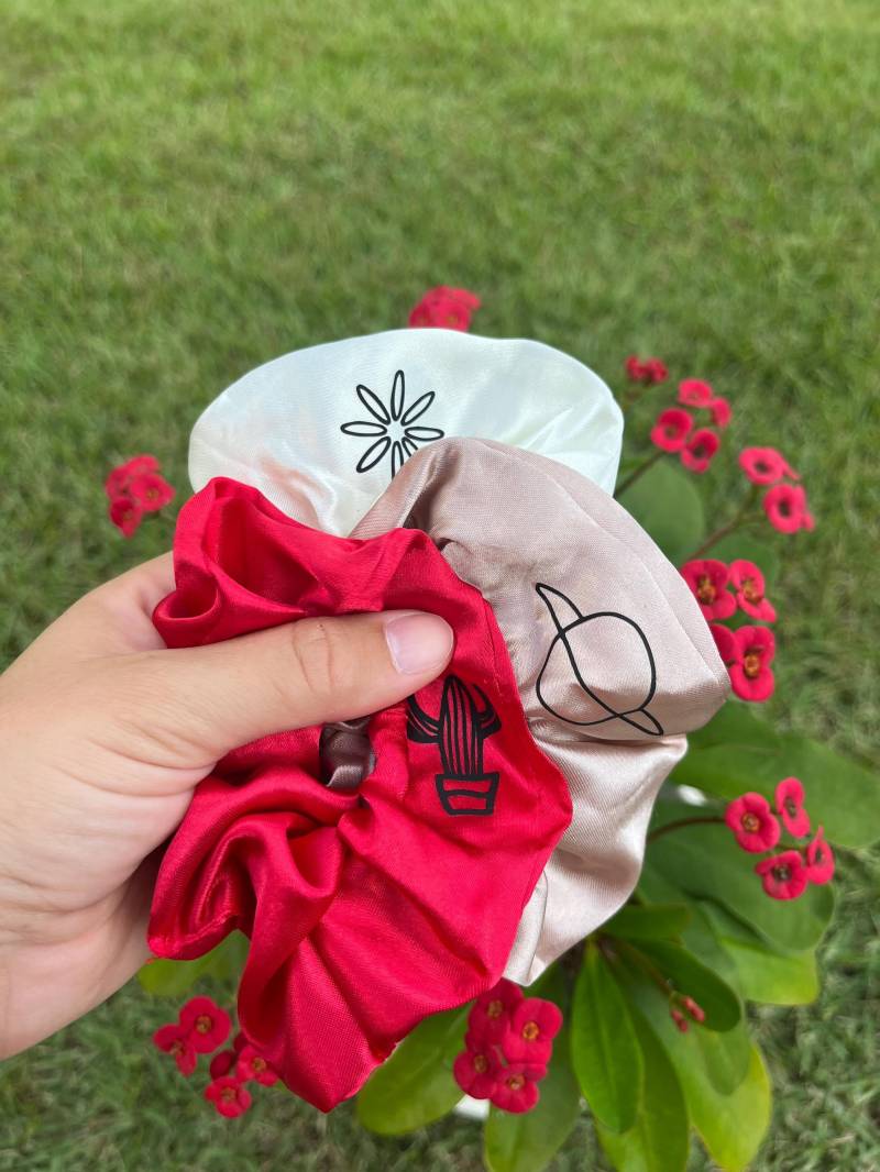 Silk Scrunchie Sets - Abendtöne | Kleiner Passender Aufkleber Enthalten von JesslaskDesigns