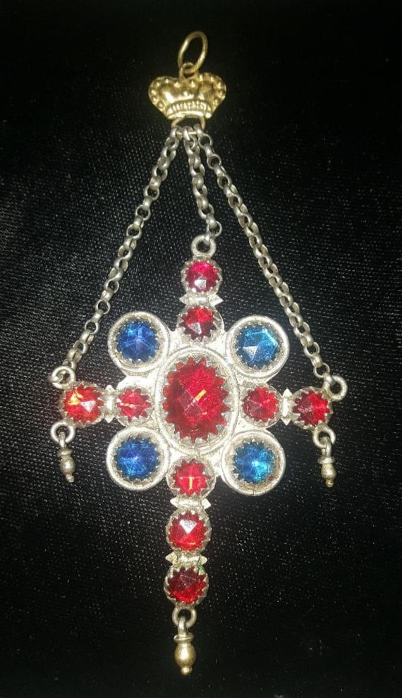 18Th Century Massiv Verzierter Strass Kreuz Anhänger Mit Kronen Hänger Ihs 18Th Century Massiv Verzierter Strass Kreuz Anhänger Mit Kronen Hänger Ihs von Jettesjewels