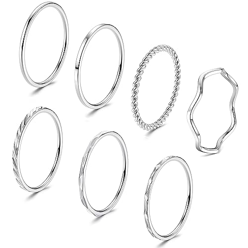 JeweBella 7 Stück Ringe Silber für Damen Edelstahl 1MM Plain Dünn Midi Fingerring Minimalistisch Daumenringe Set Stapelbarer Knuckle Ringe Silber Einfaches Twist Ringe Frauen JeweBella 7 Stück Ringe Silber für Damen Edelstahl 1MM Plain Dünn Midi Fingerring Minimalistisch Daumenringe Set Stapelbarer Knuckle Ringe Silber Einfaches Twist Ringe Frauen von JeweBella