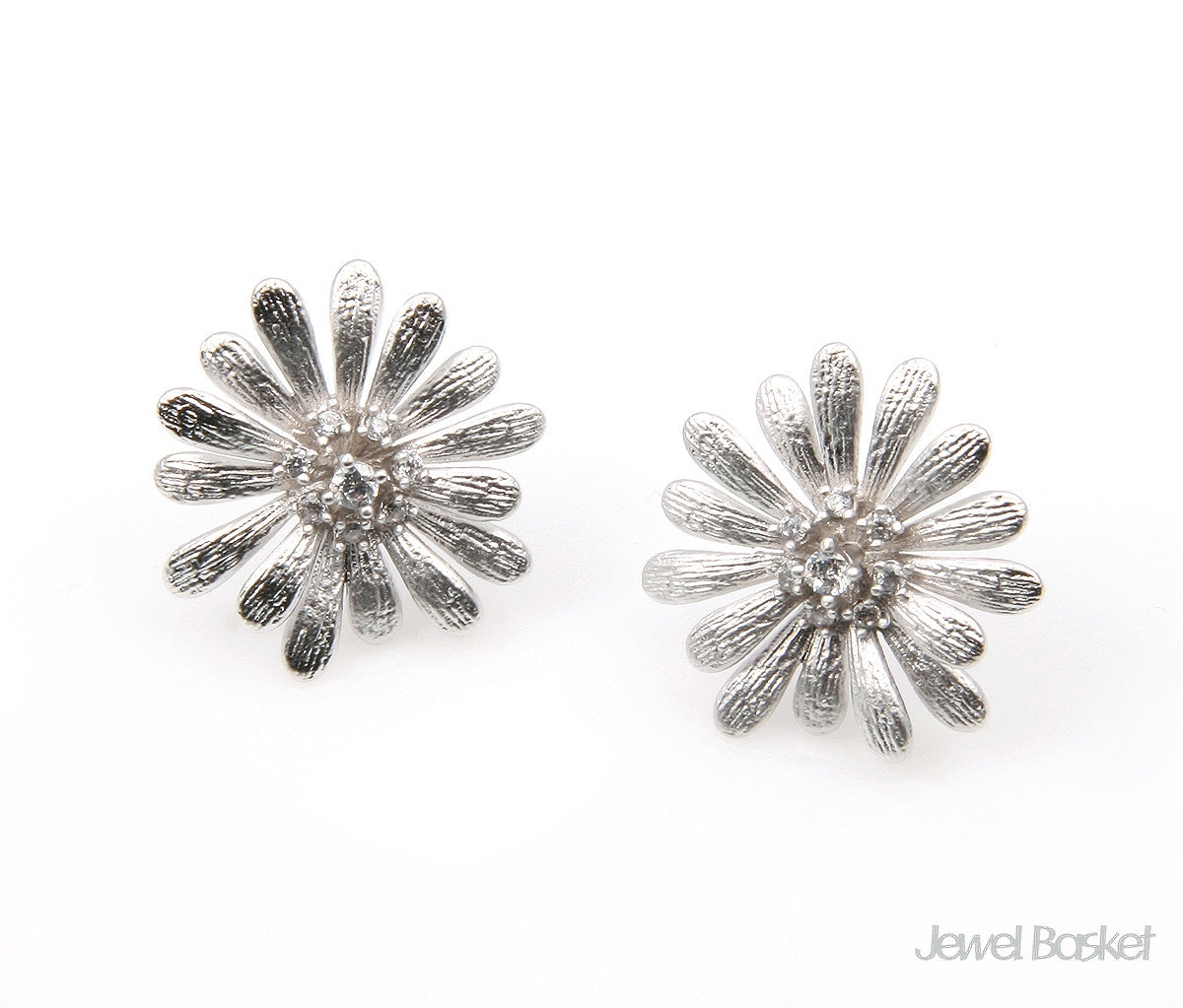 2 Stück - Gänseblümchen Ohrringe in Mattem Rhodium/18 Mm X Bms238-E 2 Stück - Gänseblümchen Ohrringe in Mattem Rhodium/18 Mm X Bms238-E von JewelBasket