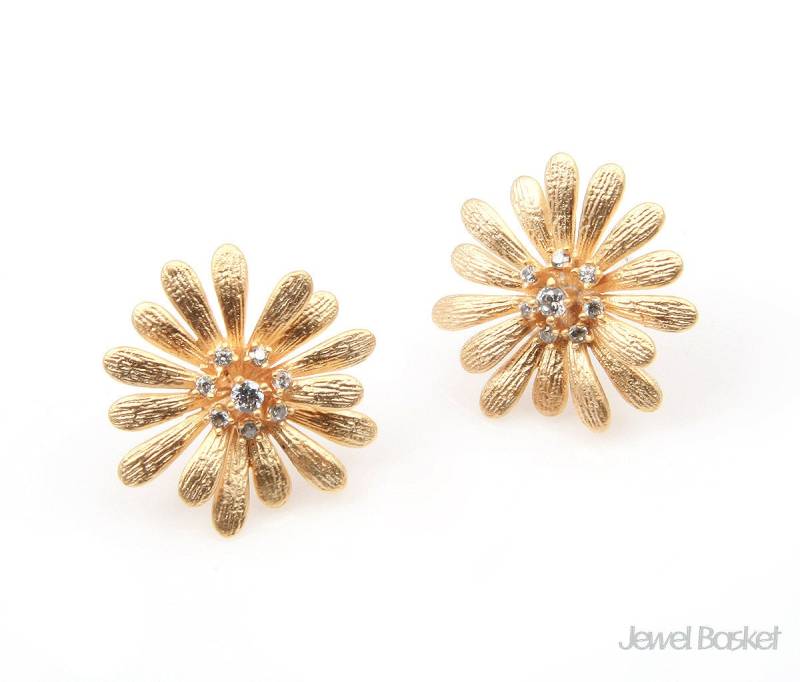 2 Stück - Gänseblümchen Ohrringe in Mattgold/18 Mm X Bmg238-E 2 Stück - Gänseblümchen Ohrringe in Mattgold/18 Mm X Bmg238-E von JewelBasket