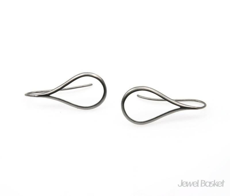 Matt Schwarze Tropfen Ohrhaken/12.5 X 27 Mm Bmb089-E | 4 Stück Matt Schwarze Tropfen Ohrhaken/12.5 X 27 Mm Bmb089-E | 4 Stück von JewelBasket