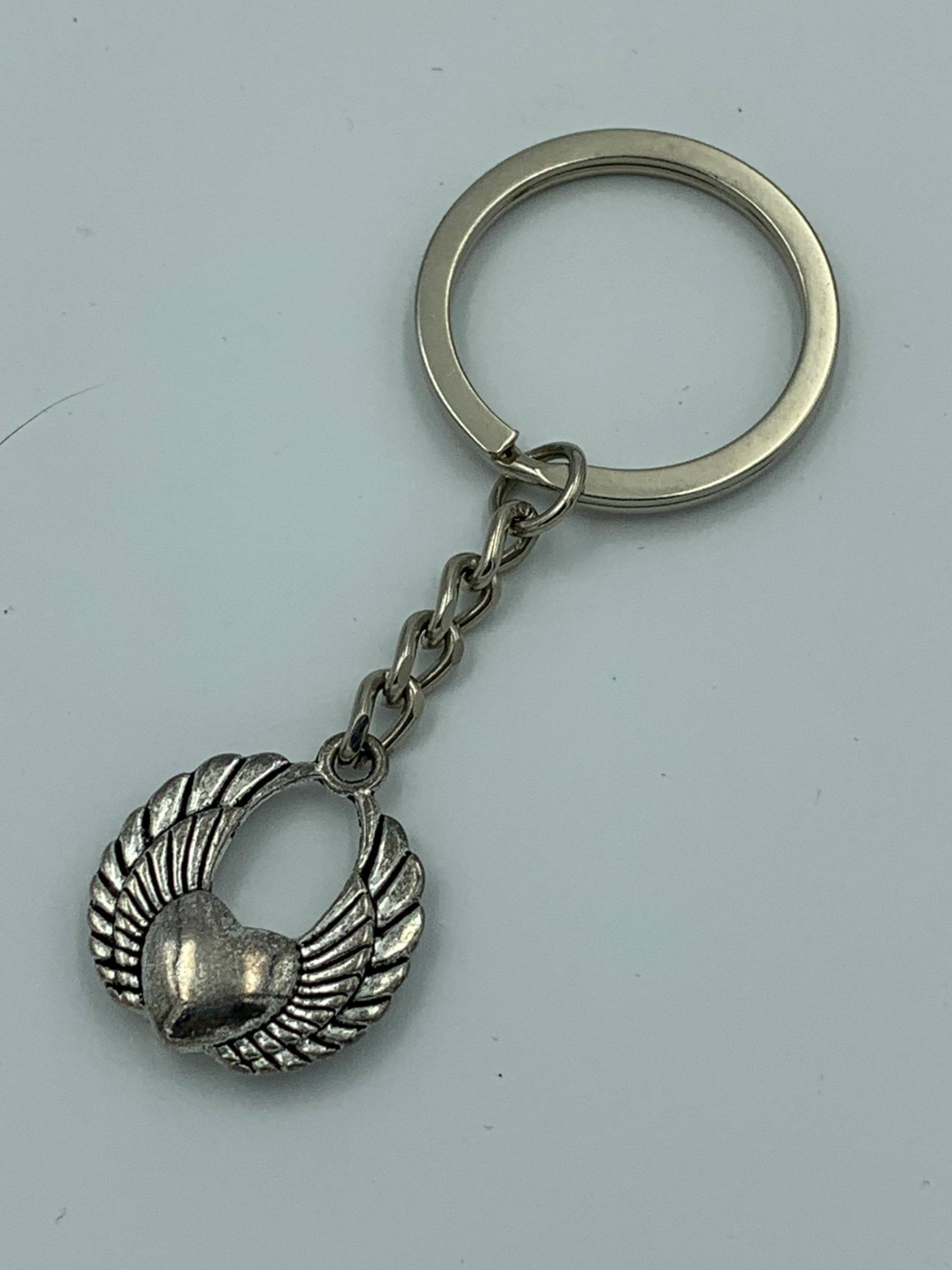 Herz Und Flügel Edelstahl Schlüsselanhänger Herz Und Flügel Edelstahl Schlüsselanhänger von JewelGrotto