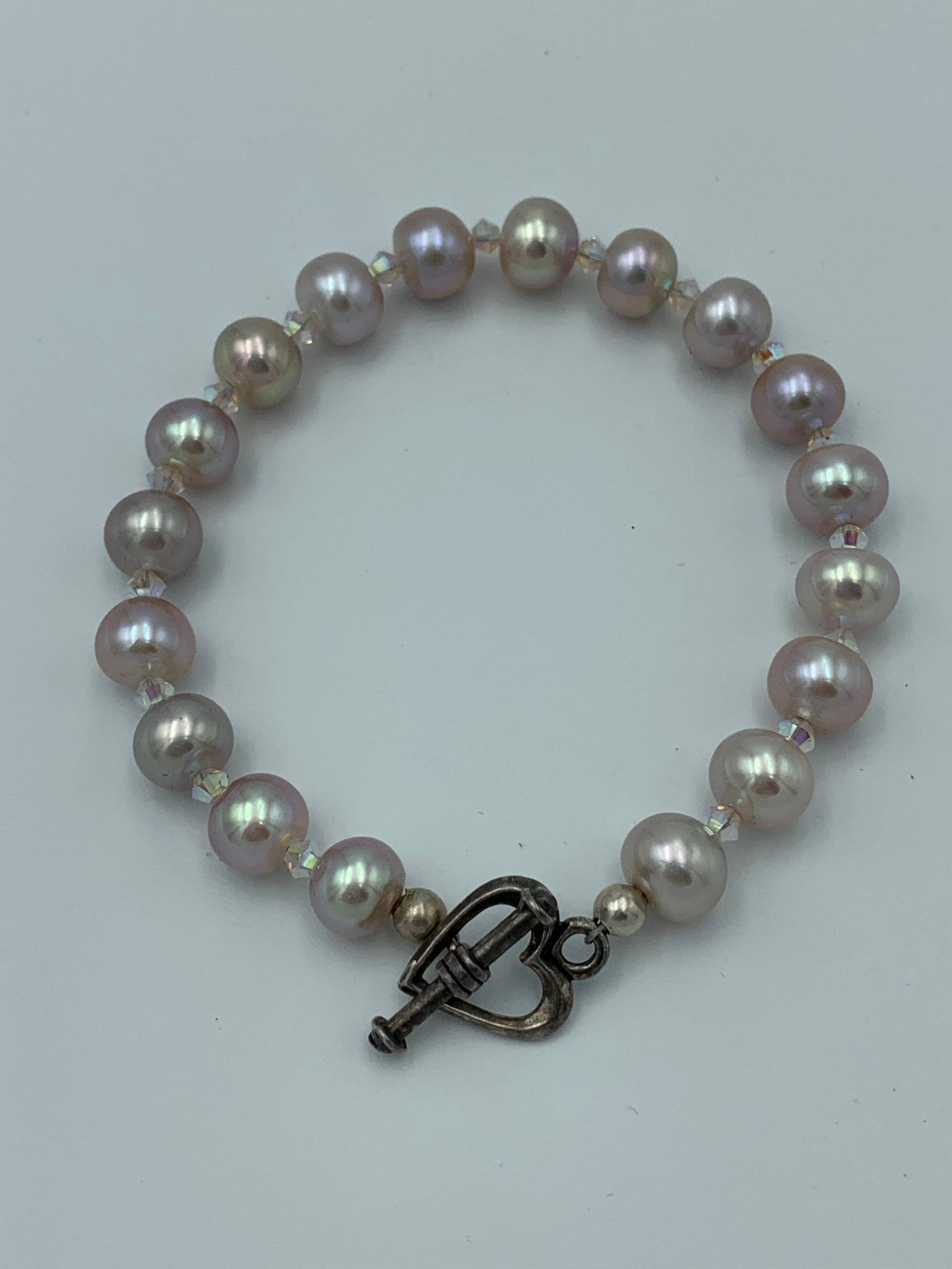 Rosa Süsswasserperlen 19cm Armband. Mit Swarovski Kristall Und Sterling Silber Elementen Rosa Süsswasserperlen 19cm Armband. Mit Swarovski Kristall Und Sterling Silber Elementen von JewelGrotto