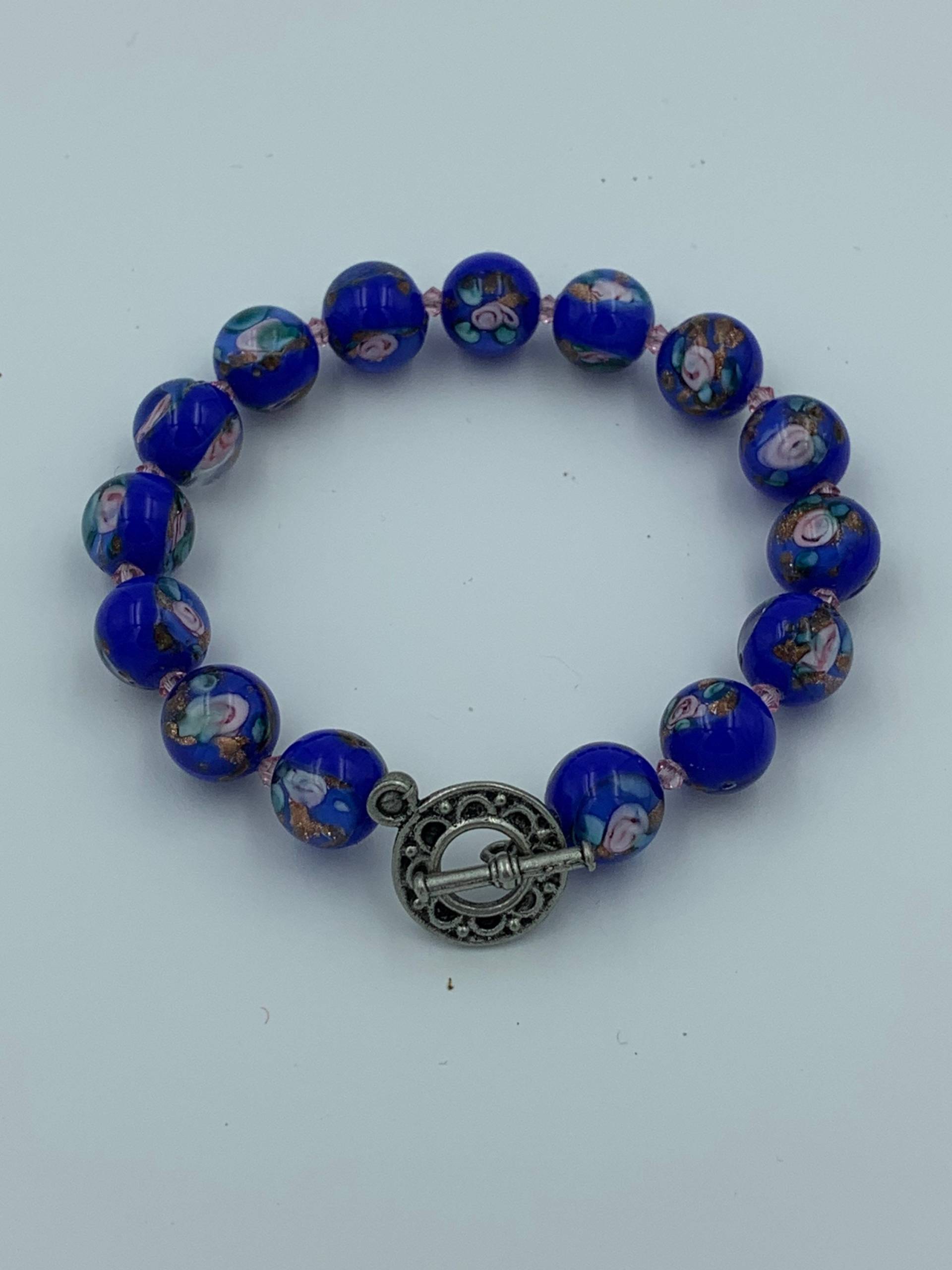 Schickes Blaues Perlenarmband Schickes Blaues Perlenarmband von JewelGrotto
