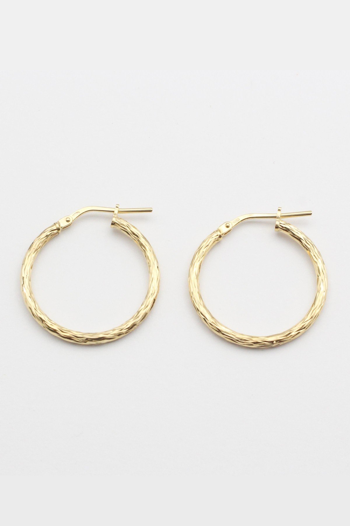 Creole Shiny Hoop Gold von Jewelberry