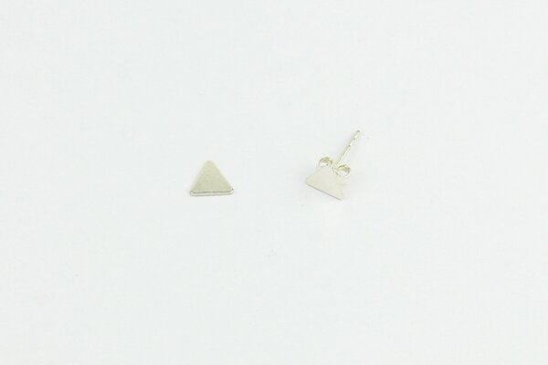 Jewelberry Ohrstecker Tiny Triangle von Jewelberry
