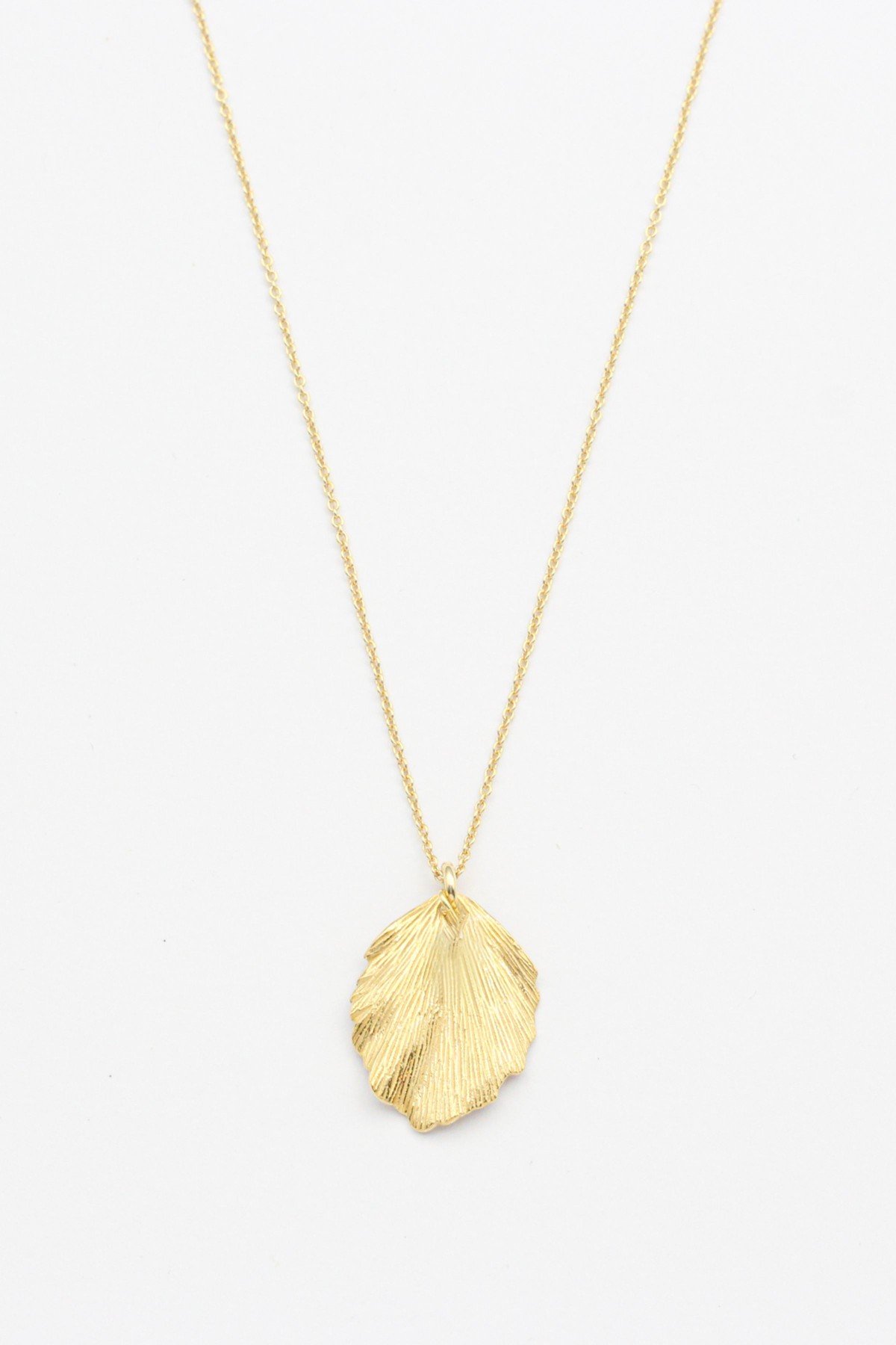 Kette Hazel Leaf Gold von Jewelberry