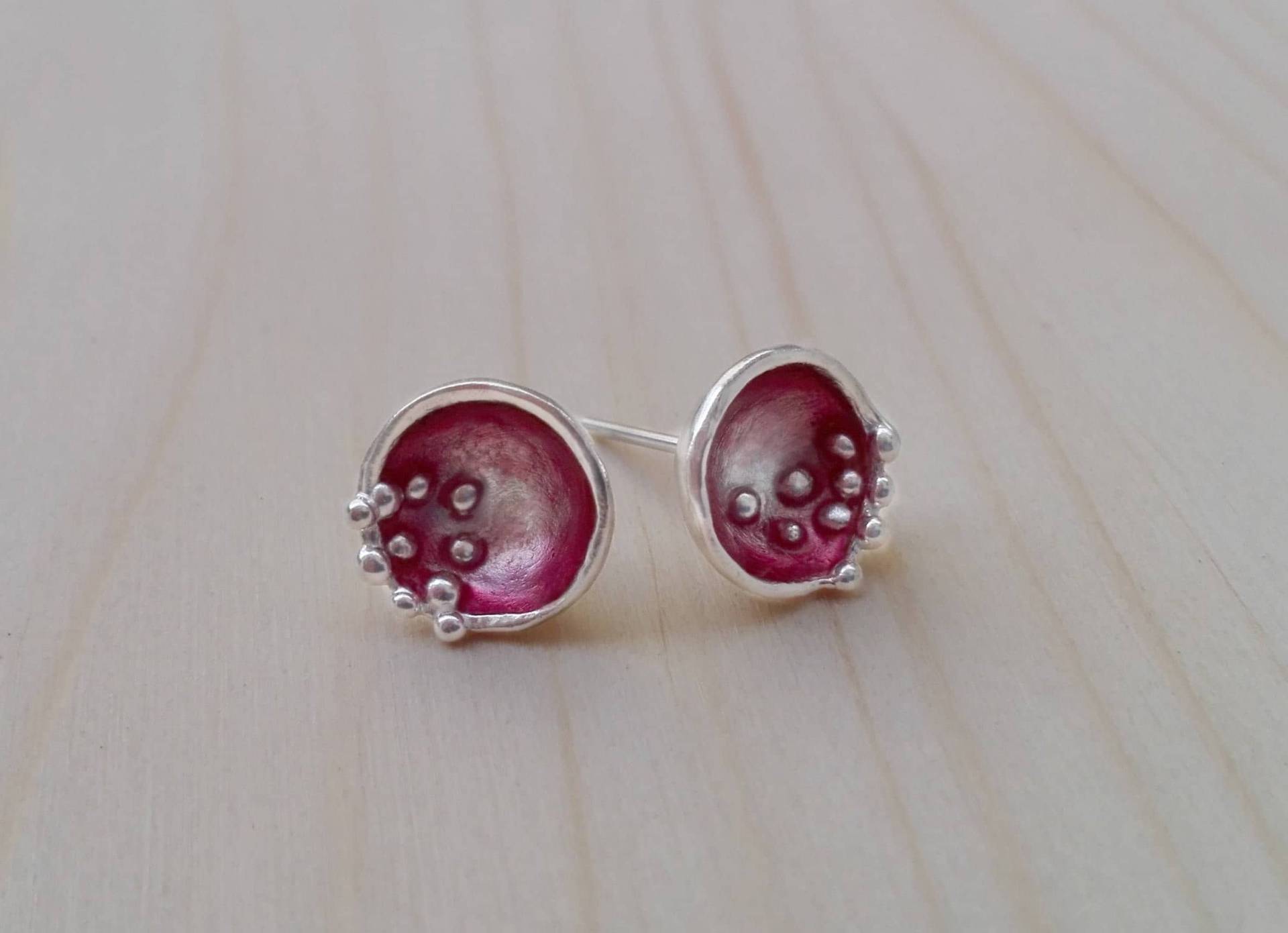 Waldfrucht Ohrringe, Ohrstecker, 925 Silber Moderner Schmuck, Emaille Und Silber, Designer Waldfrucht Ohrringe, Ohrstecker, 925 Silber Moderner Schmuck, Emaille Und Silber, Designer von JewelerSoul