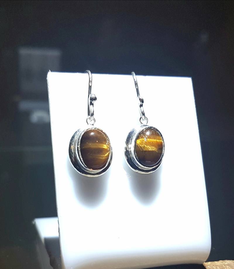 Ein Paar Tigeraugen-Ohrringe Aus Sterlingsilber von JewelerySilverDesign