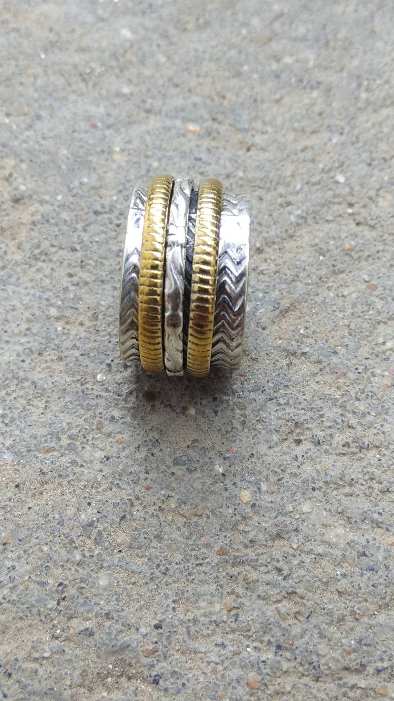 925 Sterling Silber Spinner Ring Meditation Designer-Ring Drei Band Handarbeit Daumen Angst 925 Sterling Silber Spinner Ring Meditation Designer-Ring Drei Band Handarbeit Daumen Angst von JewelhubIndia