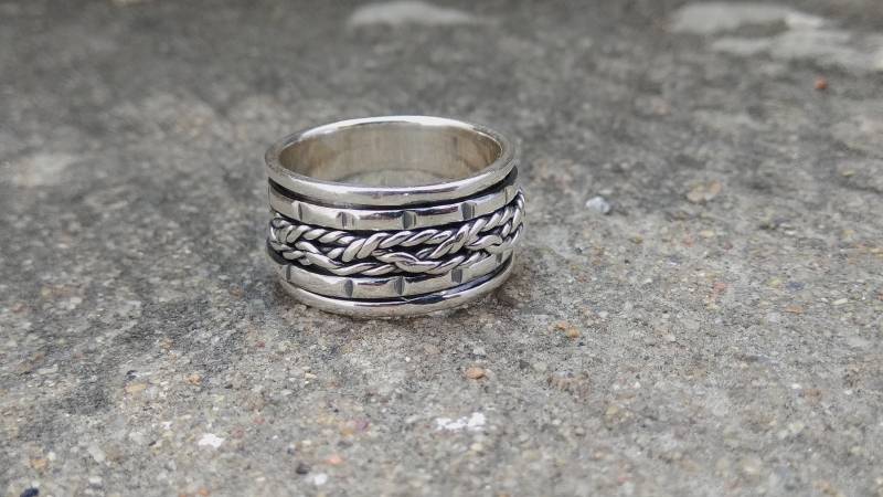 Handgemachte Sterling Silber Breitband Spinner Ring, Angst Meditation Ring von JewelhubIndia