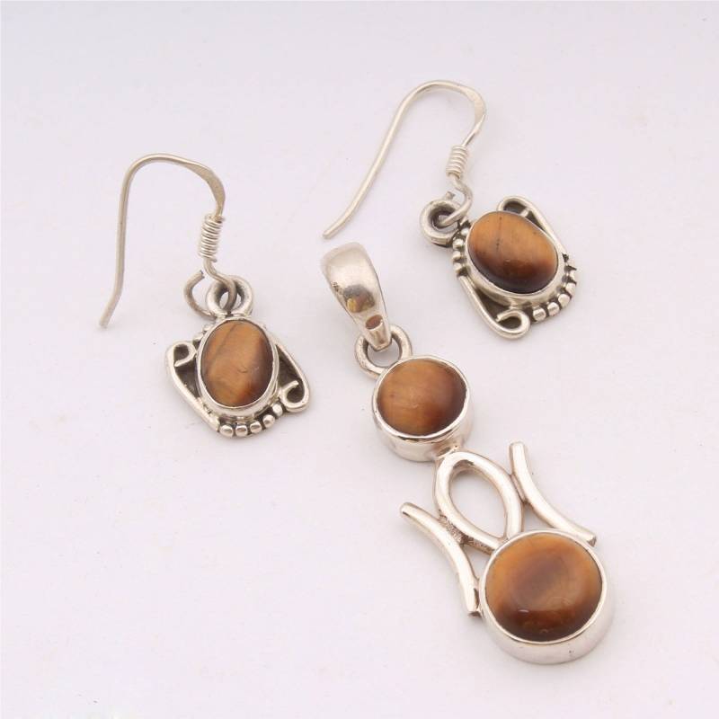 Handgefertigtes Tigerauge 925 Sterling Silber Anhänger Ohrring Set von JewelhubIndia