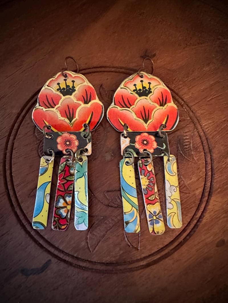 Boho Ohrringe in Form Einer Blumendose Wiederverwendeter Vintage-stil Boho Ohrringe in Form Einer Blumendose Wiederverwendeter Vintage-stil von Jeweliansun