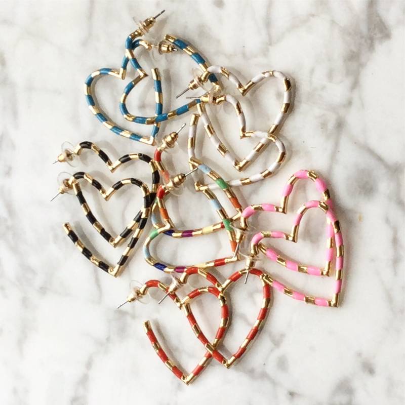 Bunte Liebesherz Ohrringe Aus Jewelled Bazaar. Kaufen Sie Sie Entweder in Rosa, Rot, Blau, Weiß, Rosa Und Oder Regenbogen Bunte Liebesherz Ohrringe Aus Jewelled Bazaar. Kaufen Sie Sie Entweder in Rosa, Rot, Blau, Weiß, Rosa Und Oder Regenbogen von JewelledBazaar