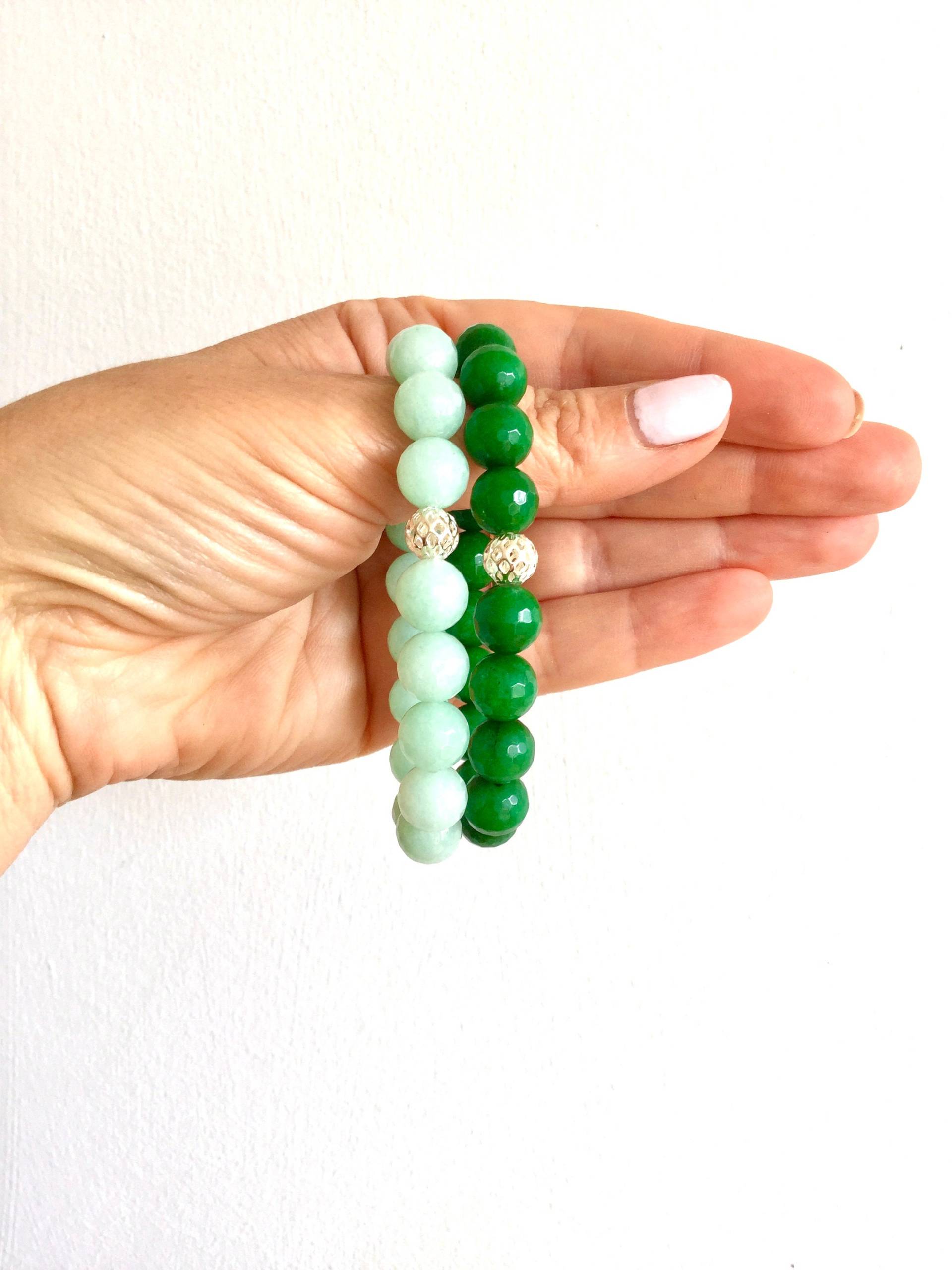 Kristall Perlen Armband Stapel Mit Silber Perlen. Der Stapel. Grün Und Limette, Rosa Rot Kristall Perlen Armband Stapel Mit Silber Perlen. Der Stapel. Grün Und Limette, Rosa Rot von JewelledBazaar