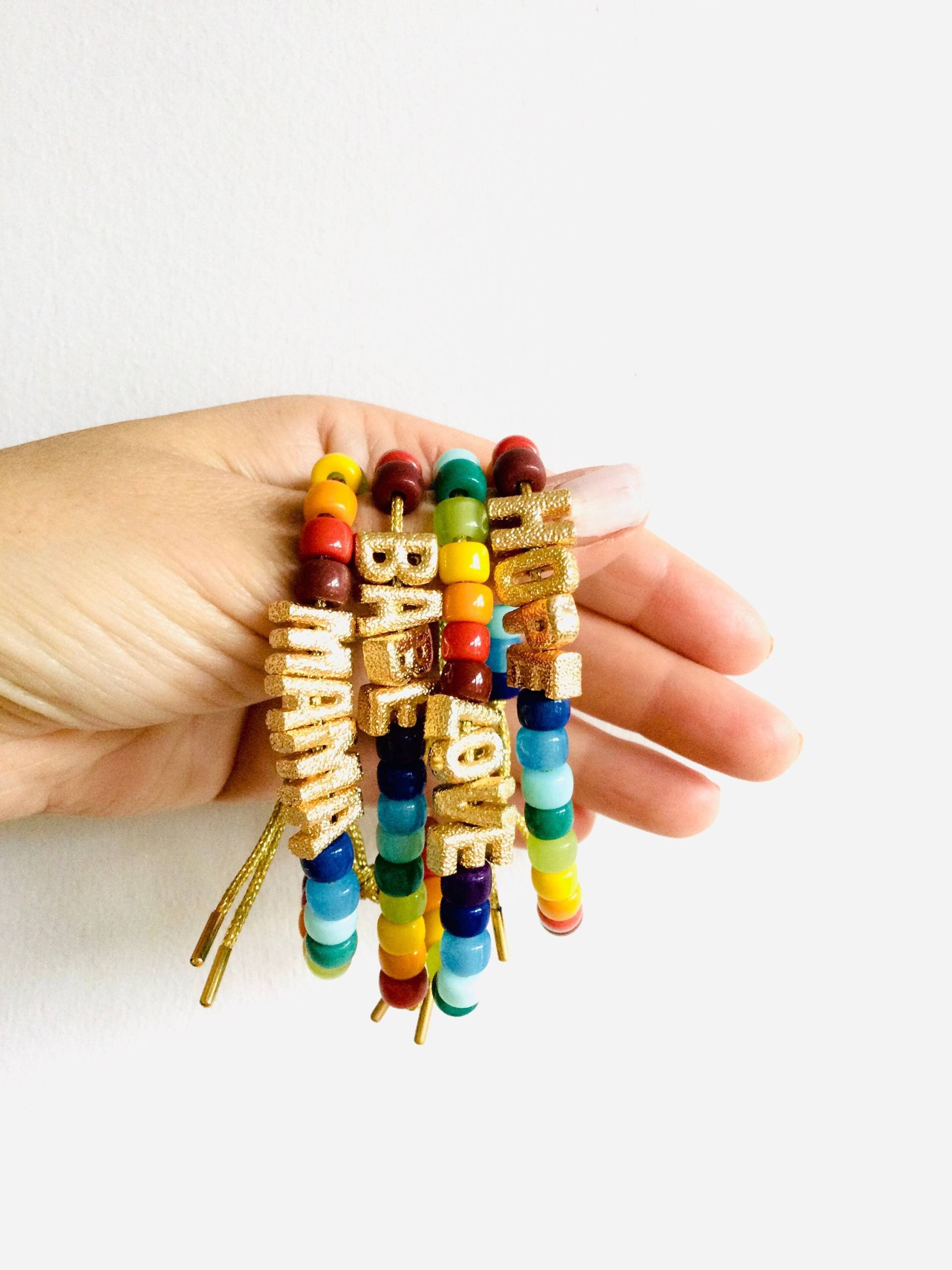 Regenbogen Perlenverstellbare Armbänder Regenbogen Perlenverstellbare Armbänder von JewelledBazaar