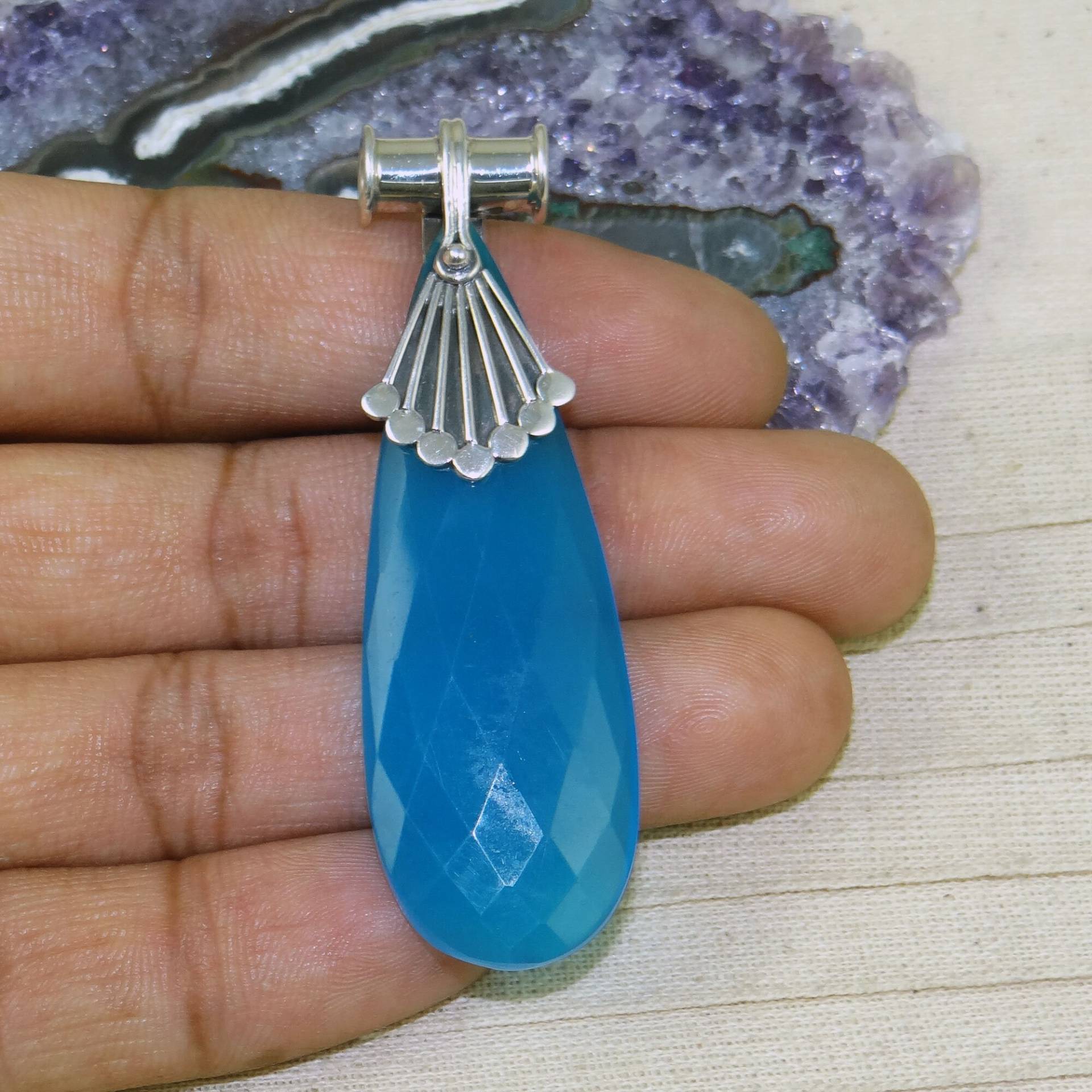 Großer Chalcedon Anhänger, Schmuck, Massiver 925 Sterling Silber Für Sie, Heilstein, Jahrestag Geschenk, L90318 von Jewellery4All