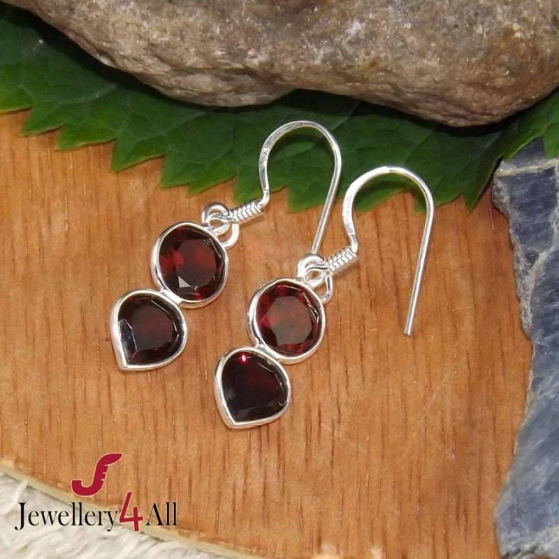 Handgefertigte Granat Ohrringe 925 Sterling Silber Bezel Set, Januar Geburtsstein von Jewellery4All