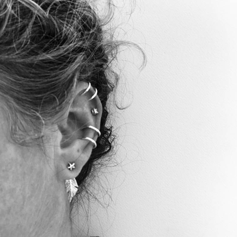 Silber Doppel Ring Ohrmanschette - Sterling Silber, Kleine Ohrmanschette, Schmuck, Manschette, Ohrring, Ohrschmuck, Handwerker, Handgefertigt Auf Silber Doppel Ring Ohrmanschette - Sterling Silber, Kleine Ohrmanschette, Schmuck, Manschette, Ohrring, Ohrschmuck, Handwerker, Handgefertigt Auf von JewelleryByEm
