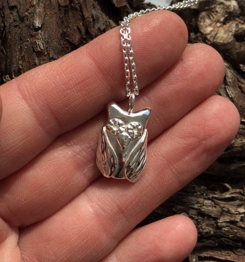 Silber Eule Halskette, Kleine Anhänger Silber Eule Halskette, Kleine Anhänger von JewelleryByEm