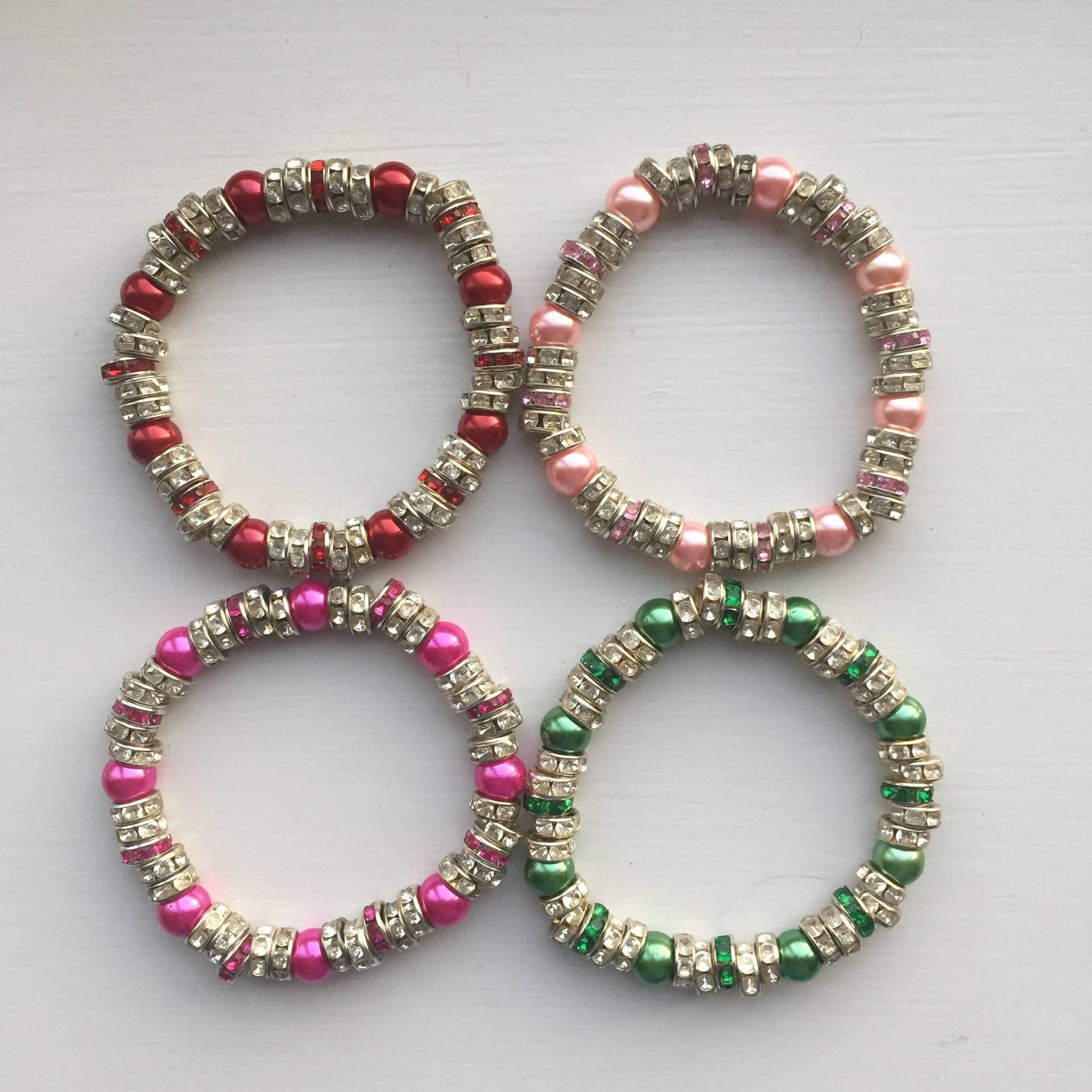 4 Farb-Optionen, Strass Spacer Armbänder Mit Glasperlen, Uk Shop 4 Farb-Optionen, Strass Spacer Armbänder Mit Glasperlen, Uk Shop von JewelleryByJas