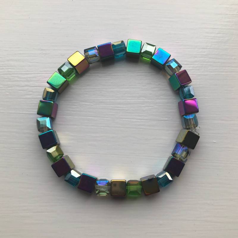 Mehrfarbiges Perlenarmband Aus Gewürfeltem Hämatit Und Kristallrondellen, Uk-Shop von JewelleryByJas