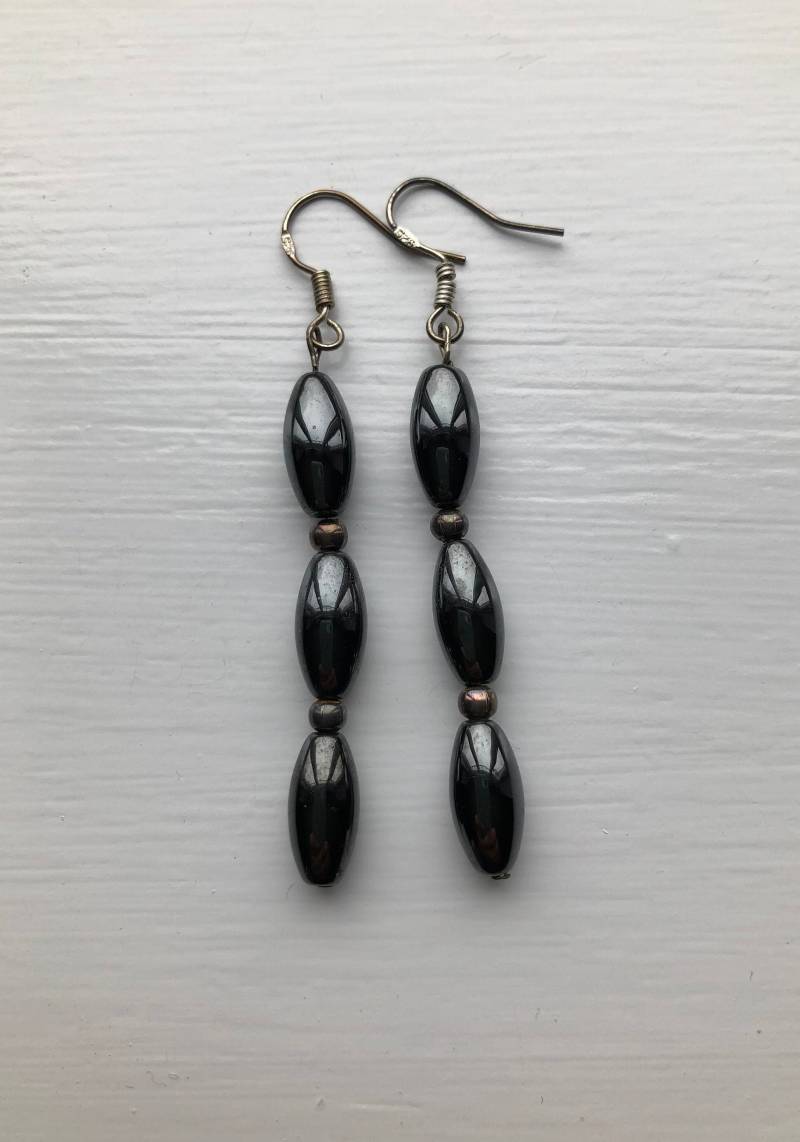 Ovale Hämatit Perlen Tropfen Ohrringe Mit Sterling Silber Haken, Uk-Shop von JewelleryByJas