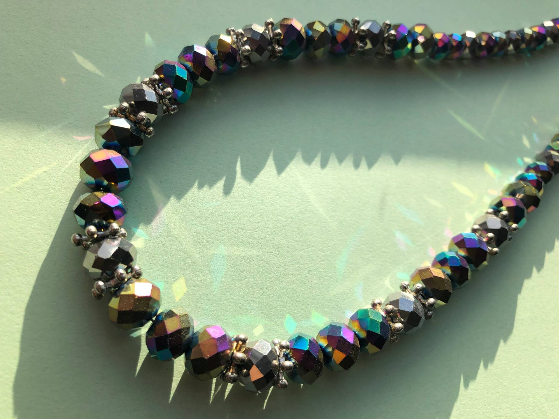 Regenbogen Rondell Perlenkette Silber Daisy Spacers, Magnetverschluss, Optional Ohrringe von JewelleryByJas