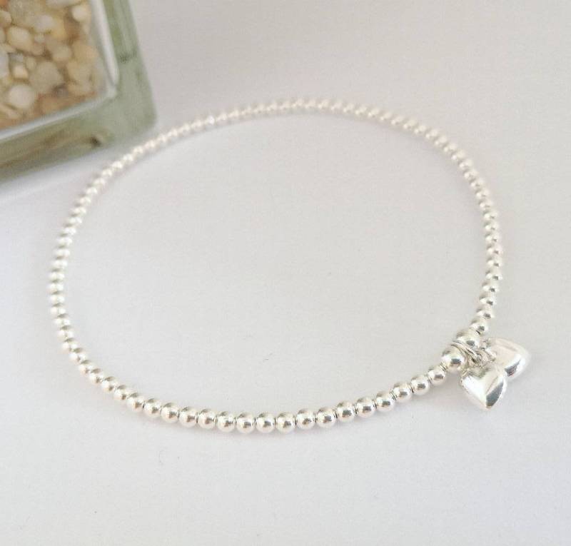 Sterling Silber Perlen Stretch Fußkettchen Herz Charm Passen von JewelleryByWithLove