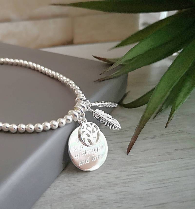 Sterling Silber Stammbaum Armband Perlen Stretch Schmuck, Feder Anhänger von JewelleryByWithLove